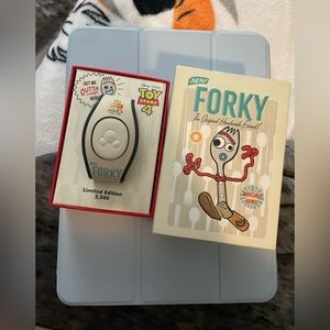 Limited edition forky magic band